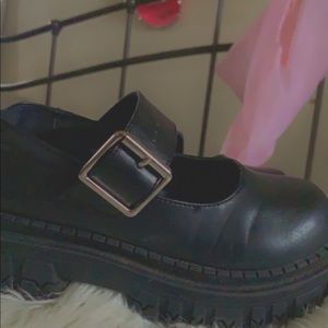 Black platform chunky Mary Janes with buckle used lightly